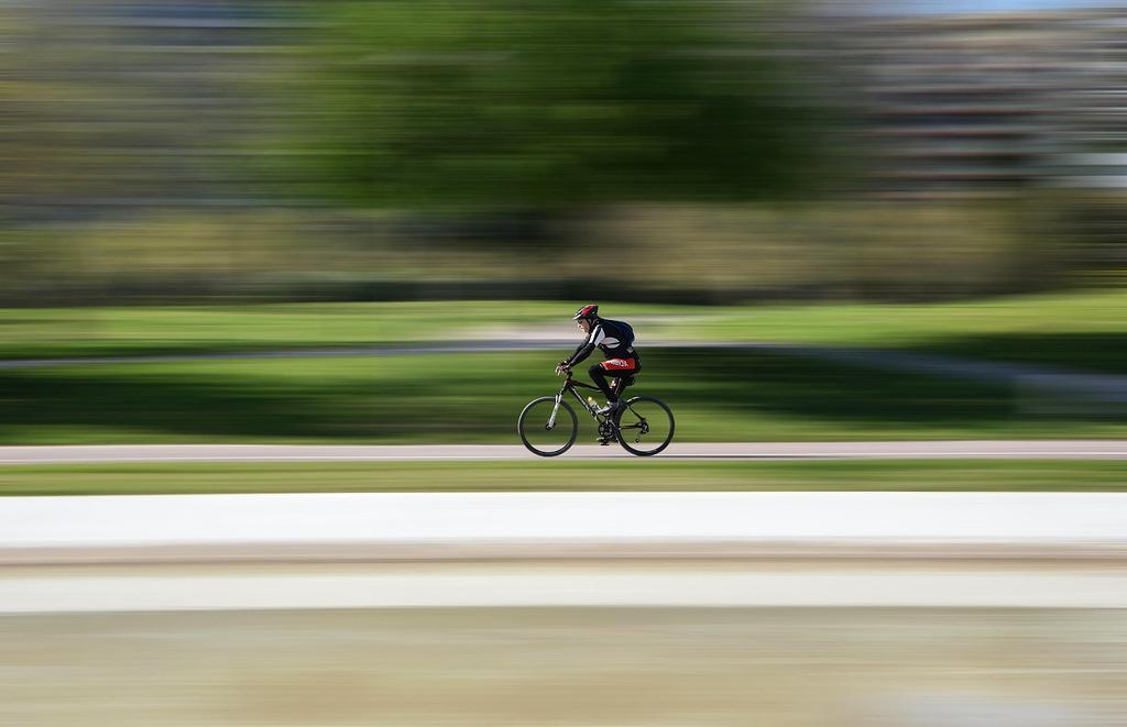 Electric bike battery and motor components